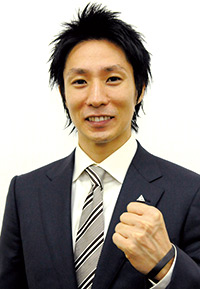 米田功氏