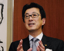 青木仁志氏 × 青木仁志