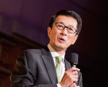 青木仁志氏 × 青木仁志