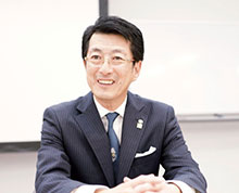 青木仁志氏 × 青木仁志