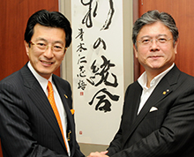 大久保秀夫氏 × 青木仁志