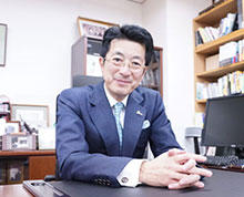 青木仁志氏 × 青木仁志