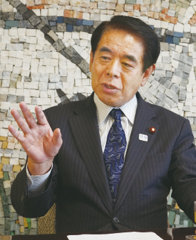 下村博文氏