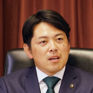 柴橋正直氏